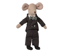 Load image into Gallery viewer, Maileg Wedding Suit, Dad Mouse