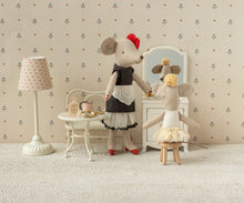 Load image into Gallery viewer, Maileg Beautician Mouse, Mum