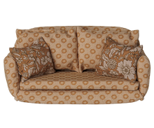 Load image into Gallery viewer, Maileg Dofa Bed, Mouse, Large - Ocher