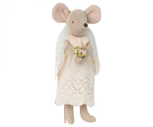 Load image into Gallery viewer, Maileg Wedding Mice Couple In Box
