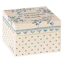 Load image into Gallery viewer, Maileg Macarons et Chocolat