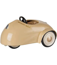 Load image into Gallery viewer, Maileg Car, Mouse - Wheat  W
