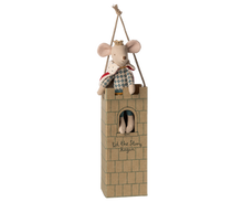 Load image into Gallery viewer, Maileg King Mouse, Dad  Km
