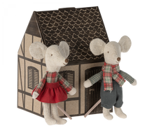 Load image into Gallery viewer, Maileg Winter Mice Twins, Little Brother and Sister
