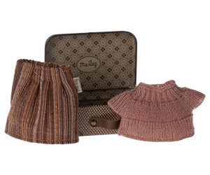 Maileg Knitted Blouse And Skirt In Suitcase, Grandma Mouse (MA)