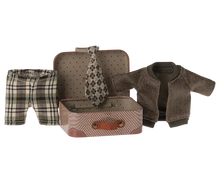 Load image into Gallery viewer, Maileg Jacket, Pants And Tie In Suitcase, Grandpa Mouse (GM)
