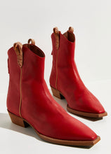 Load image into Gallery viewer, Wesley Ankle Boot
