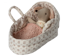 Load image into Gallery viewer, Maileg Carrycot, Micro Cc
