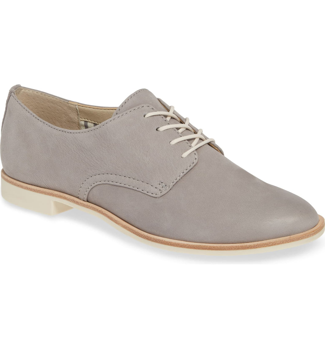 Kyle Lace Up Oxfords (Two Colors Available)
