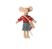 Load image into Gallery viewer, RMC Mum Maileg Mouse Clothes
