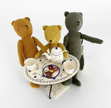 Load image into Gallery viewer, Teddy Family (Each Sold Separately)
